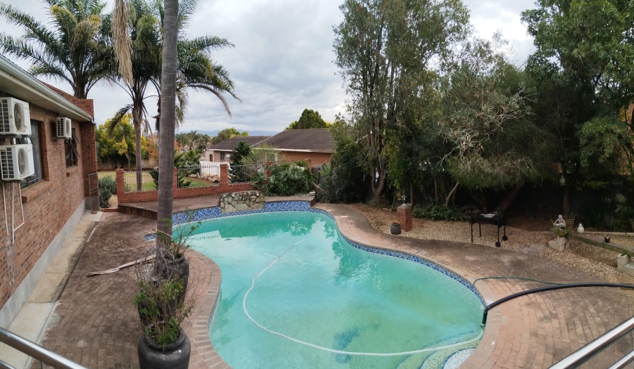 4 Bedroom Property for Sale in Winterhoek Park Eastern Cape